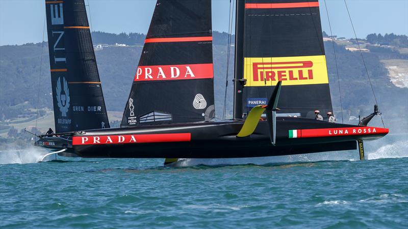 Luna Rossa crosses INEOS Team UK - Prada Cup Finals - Day 3 - February, 20, - America's Cup 36 - Course E - photo © Richard Gladwell / Sail-World.com