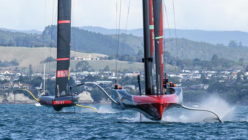 Emirates Team NZ and Luna Rossa - America's Cup - Day 5 - March 15,, Course E - photo © Richard Gladwell / Sail-World.com / nz