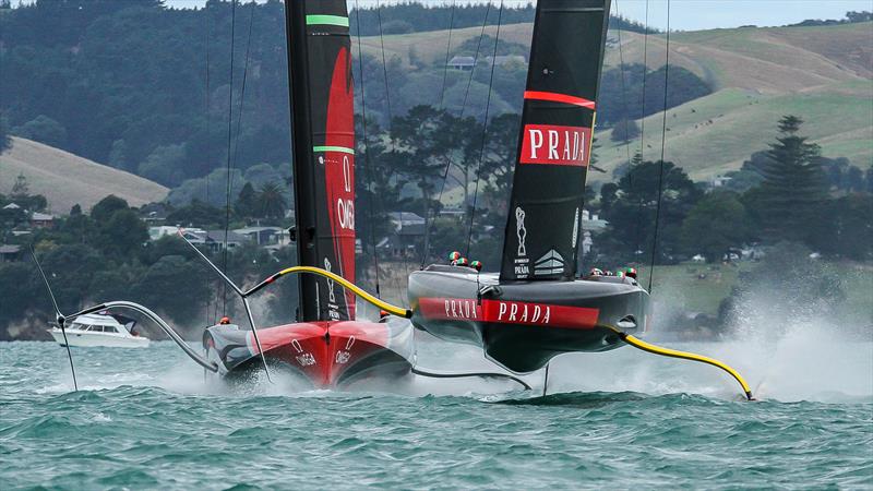 Emirates Team NZ struggles after dropping onto Luna Rossa's line - America's Cup - Day 1 - March 10,, Course E - photo © Richard Gladwell - Sail-World.com / nz