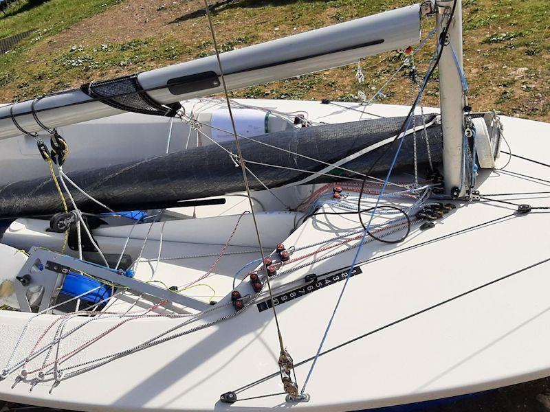 With carbon spars, laminate sail and a fully-adjustable rig the British Moth of today has a lot of string for an 11ft boat - photo © Dougal Henshall