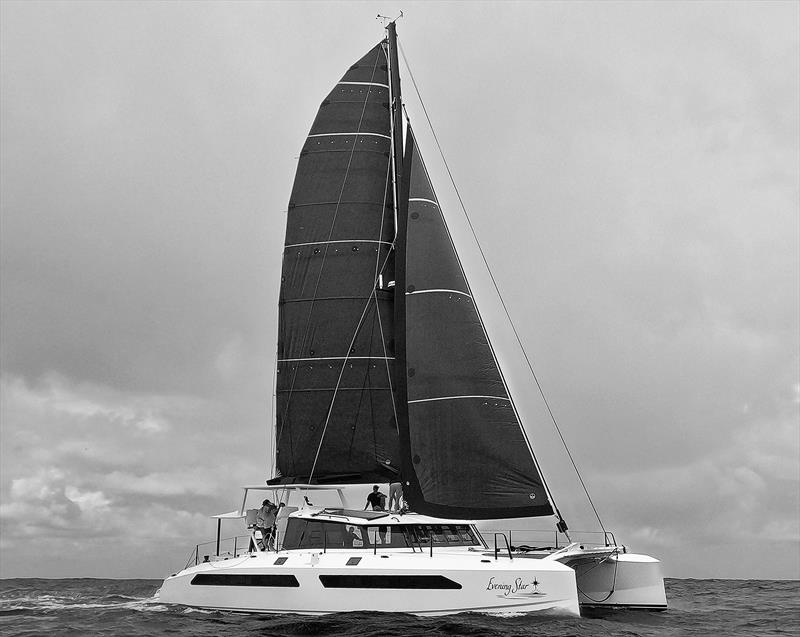 Evening Star gets a wiggle on - photo © Mahi Boats