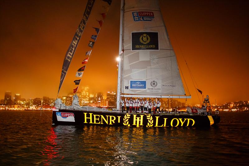 Henri Lloyd яхта