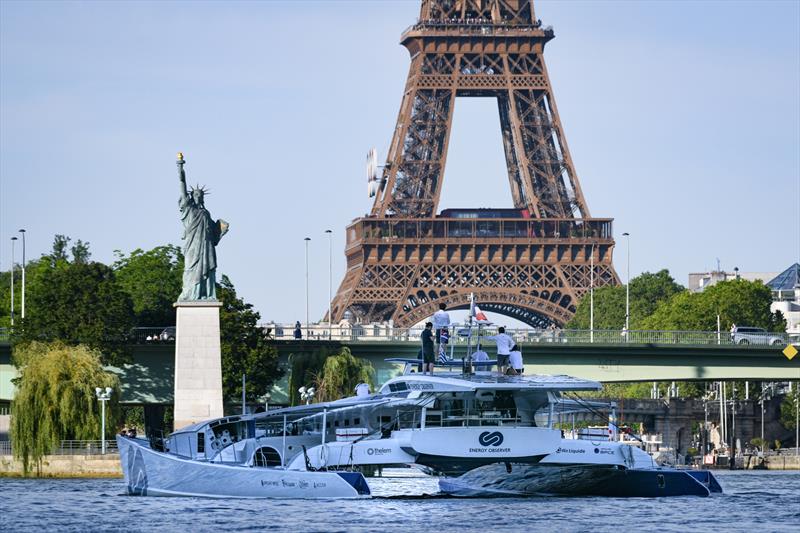Energy Observer docked at the Port du Gros Caillou, in Paris' 7th arrondissement - photo © Energy Observer Productions / Amélie Conty