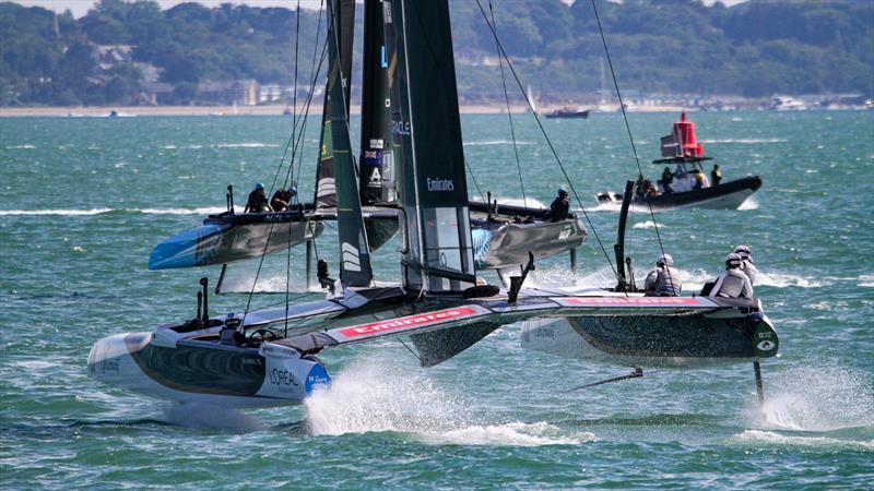 France powers upwind against the Black Foils, soon afterwards the  French broke their wingsail, and played no further part in the racing - SailGP Portsmouth - July 19, 2025 - photo © Richard Gladwell - Sail-World.com / nz