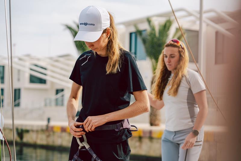 Dynamic Dri Fast short sleeve tee - photo © Henri-Lloyd