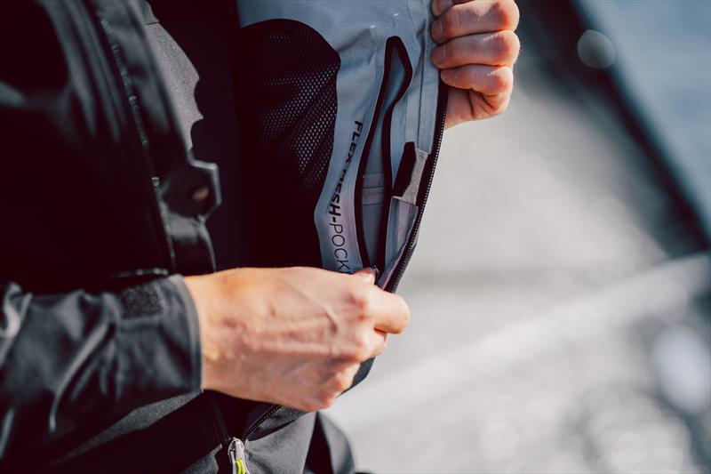 Pocket detail - the new Dynamic Range  - photo © Henri-Lloyd
