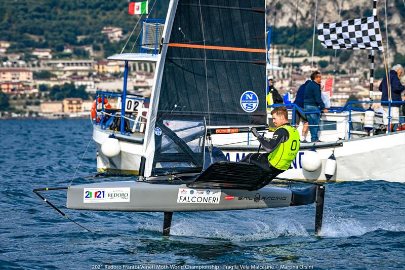 Tom Slingsby wins the International Moth Worlds 2021 - photo © Martina Orsini