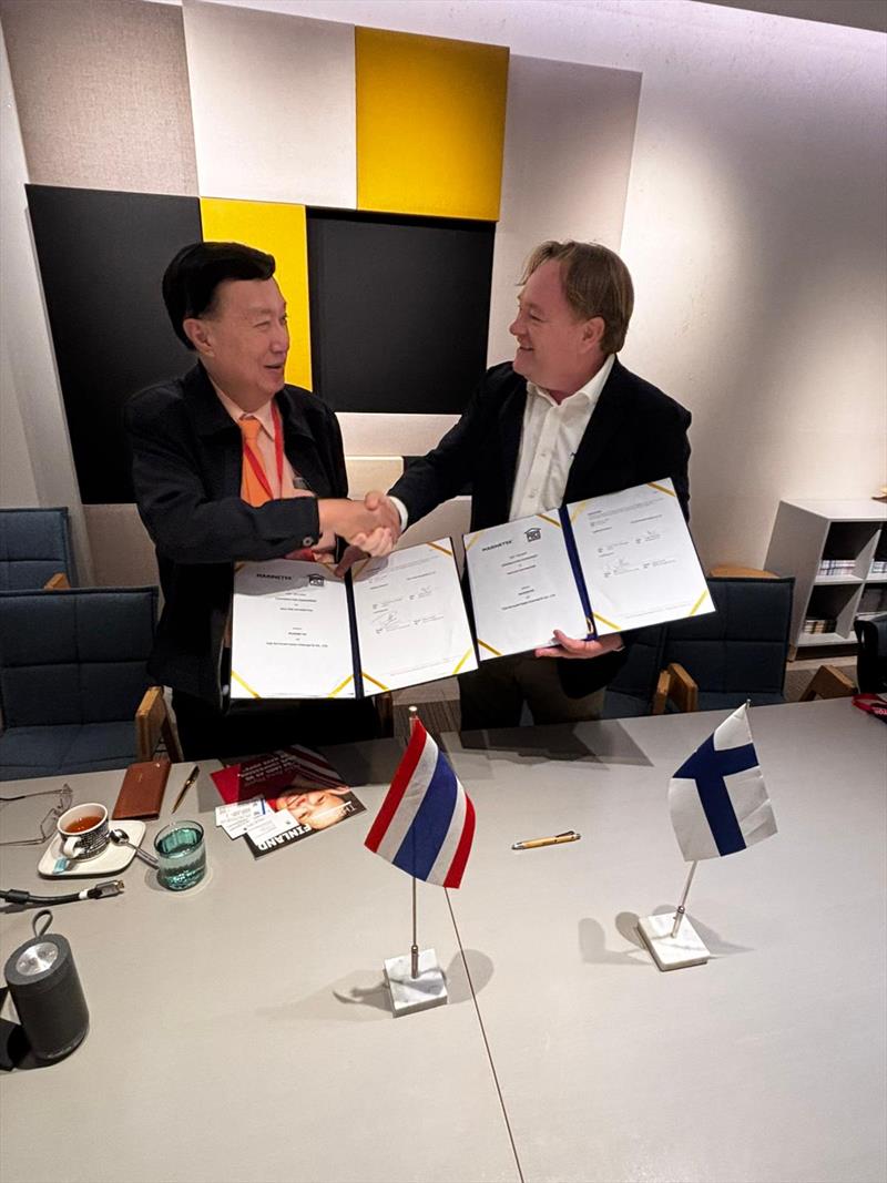 Mr.Songkierti Khunkitti and Ruurd van Putten - photo © Marinetek