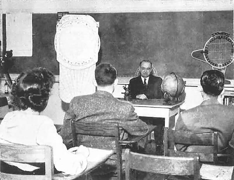 Weems System of Navigation classroom in the 1950s (Annapolis, Maryland) - photo © Weems & Plath