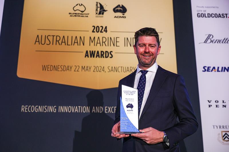 Nick Lester, SeaLink receiving the 2024 Commercial Tourism Operator of the Year Award on behalf of Moonshadow TQC Cruises - photo © Salty Dingo
