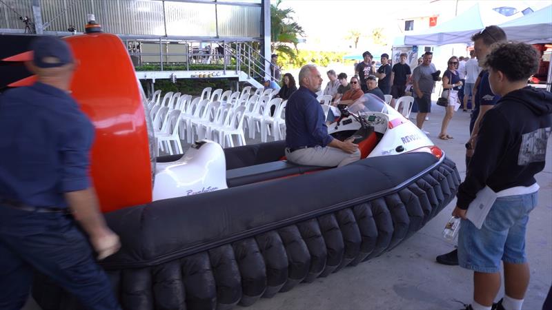 Hover Craft - photo © AIMEX