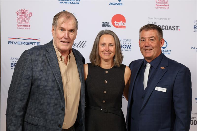 Steve Fisher, Gillian Carter, David Good - photo © Salty Dingo