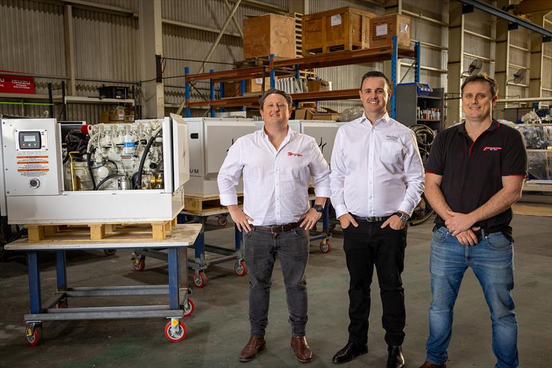 L-R John Jennings (Vortum), John Robinson (Isuzu Power Solutions) and Michael Jennings (Vortum) - photo © Isuzu Power Solutions