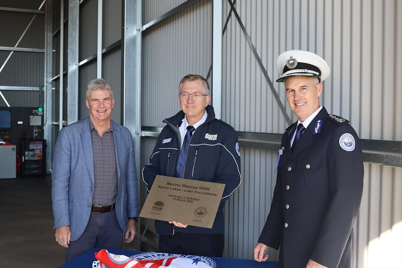 (l-r) Member for Monaro Steve Whan Marine Rescue Alpine Lakes Unit Commander Cain Hopwood and Marine Rescue NSW Commissioner Todd Andrews - photo © Marine Rescue NSW 