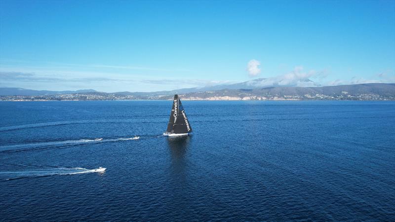 Hobart turns the weather on for LawConnect - photo © Tony Lathouras