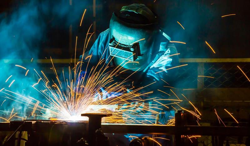Welding TAFE SkillsTech training - photo © Jeni Bone