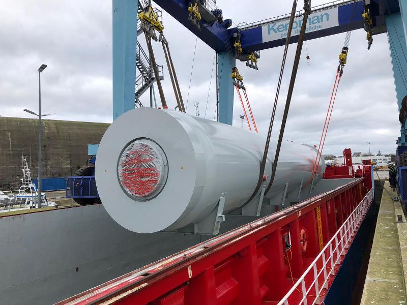 Delivery of the new autoclave - photo © BP / Chantier CDK
