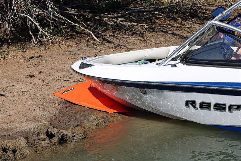 Impact Beach Landing Pad in Orange - photo © Impact Fenders