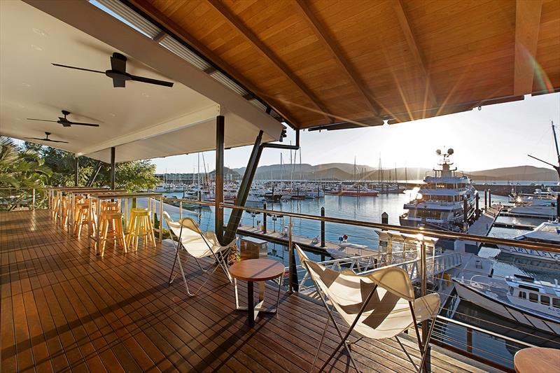 Coral Sea Marina Resort  - The Lookout Lounge - photo © Coral Sea Marina Resort