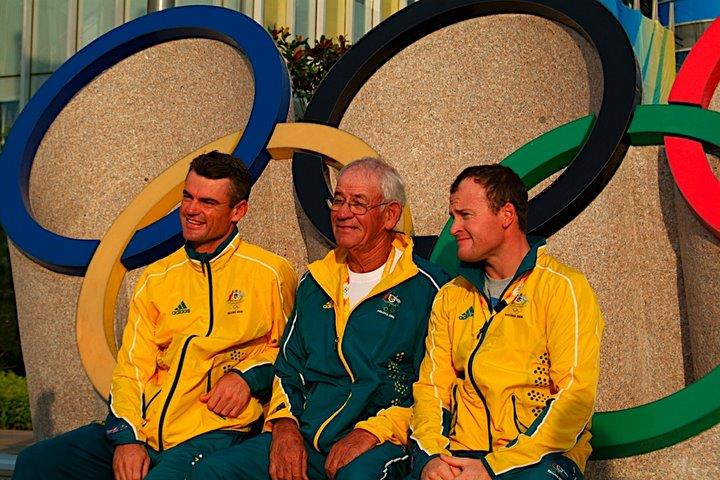 Mike Fletcher with Darren Bundock (left) and Glenn Ashby - photo © Amanda Lulham