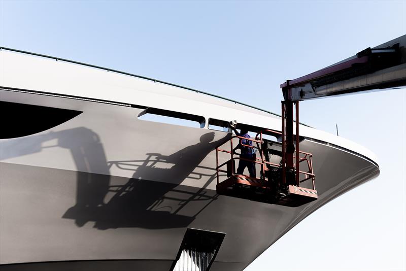 Working away - photo © Gulf Craft