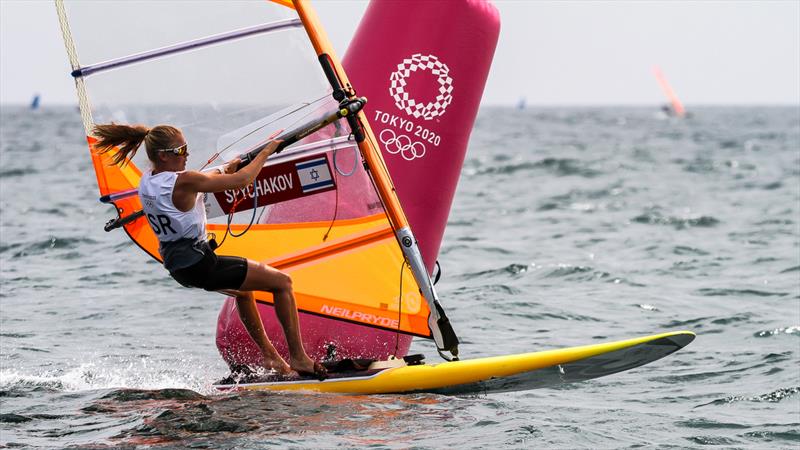 Tokyo2020 - Day 2 - July, 26, - Enoshima, Japan. Womens RS:X - photo © Richard Gladwell - Sail-World.com / nz