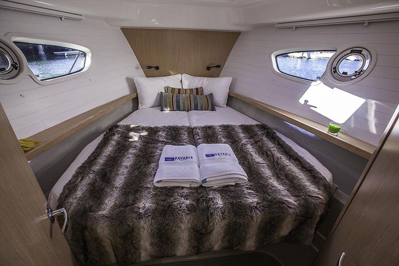 For'ard VIP Stateroom in the Bavaria E34 - photo © John Curnow