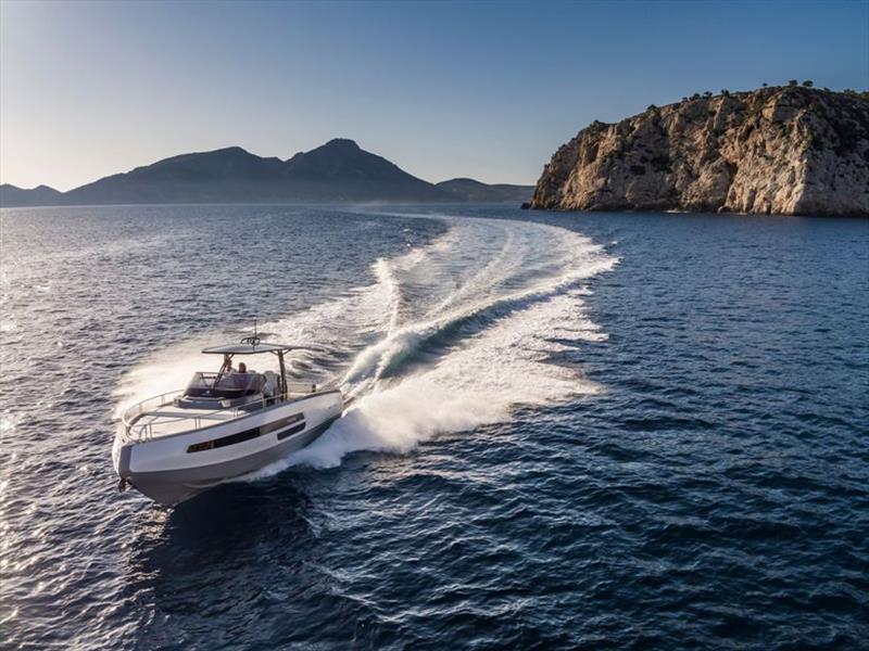 Invictus GT370 - photo © Invictus Yacht