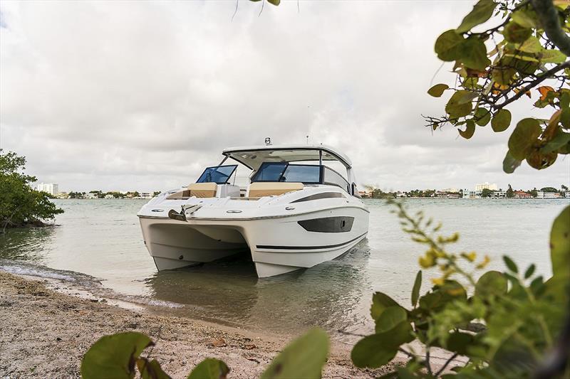Aquila 32 - photo © Richard Steinberger
