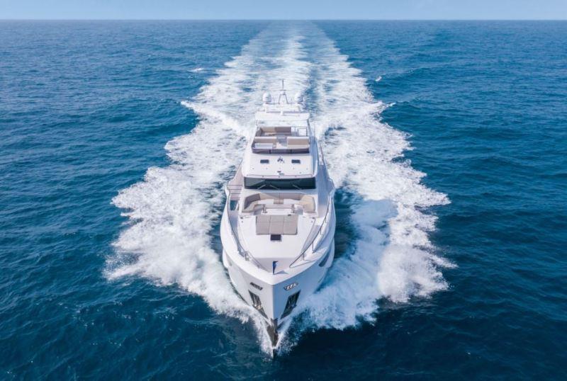 Horizon tri-deck FD92 - photo © Horizon Yachts