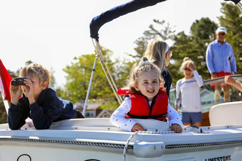 Limestone® L-200CC - photo © The Limestone® Boat Company