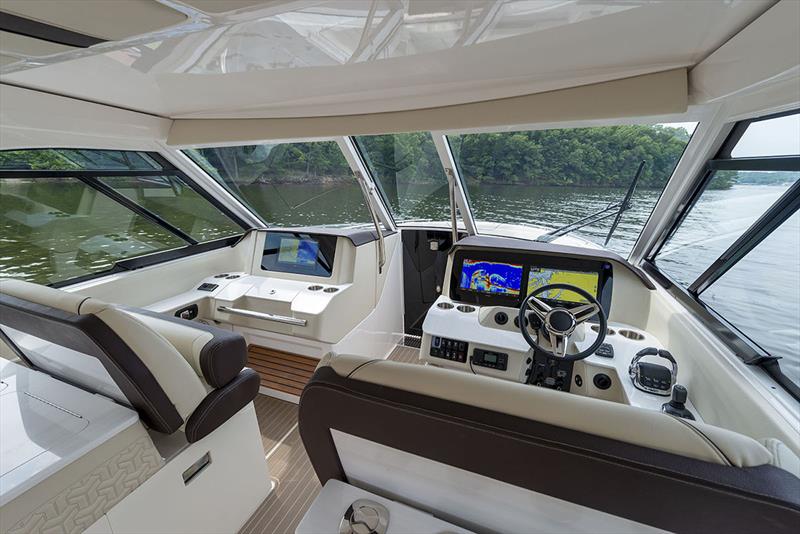 LX36  - photo © Regal Boats