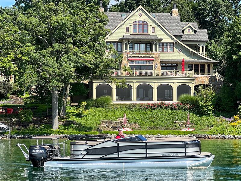 Vanderbilt 700 Series photo copyright Vanderbilt Luxury Pontoons taken at  and featuring the Power boat class