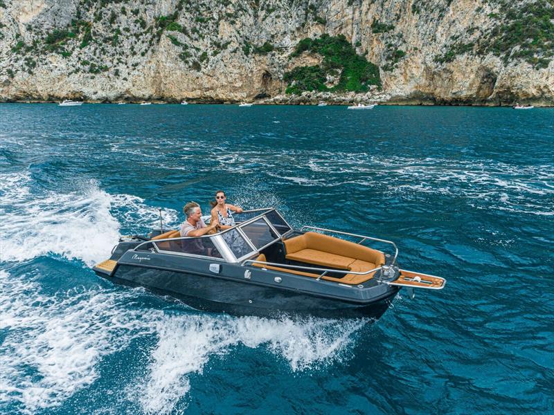 Magonis Wave e-550 - photo © Andrea Muscatello