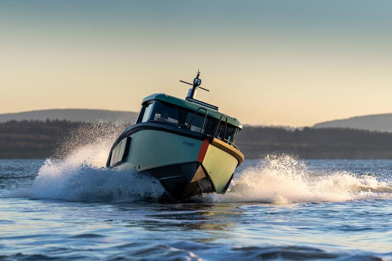 Arksen 28 - photo © Arksen