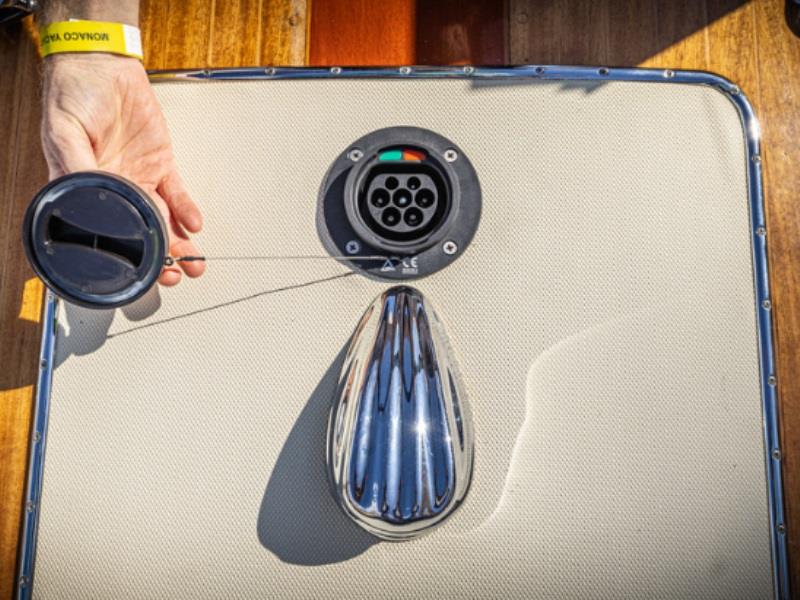 Bellini joins forces with Lanéva to electrify vintage Riva boats - photo © Lanéva