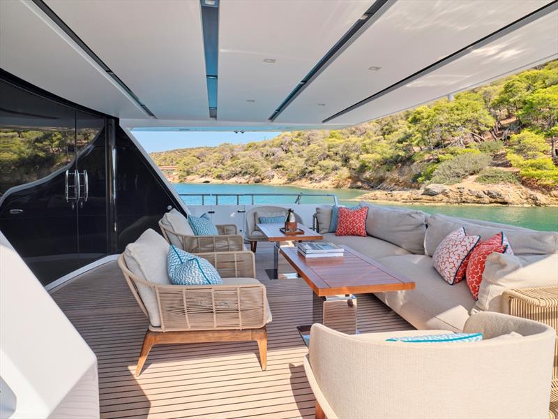 SL104 Rare Diamond cruising in Greece - photo © Studio Reskos