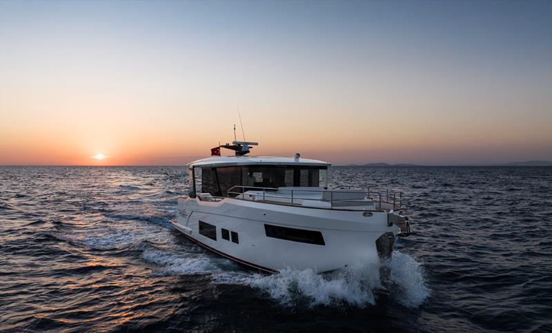 Sirena 48 Coupe Hybrid - photo © Sirena Yachts