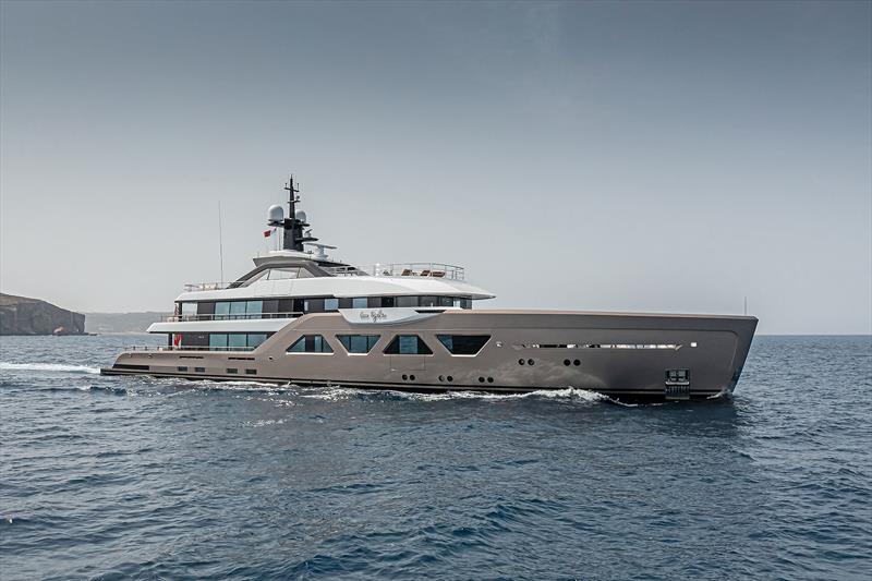 Edmiston leads superyacht market in 2024 with €1.25bn in sales and ...