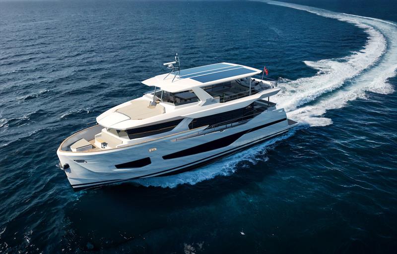 Numarine 27XP - photo © Numarine