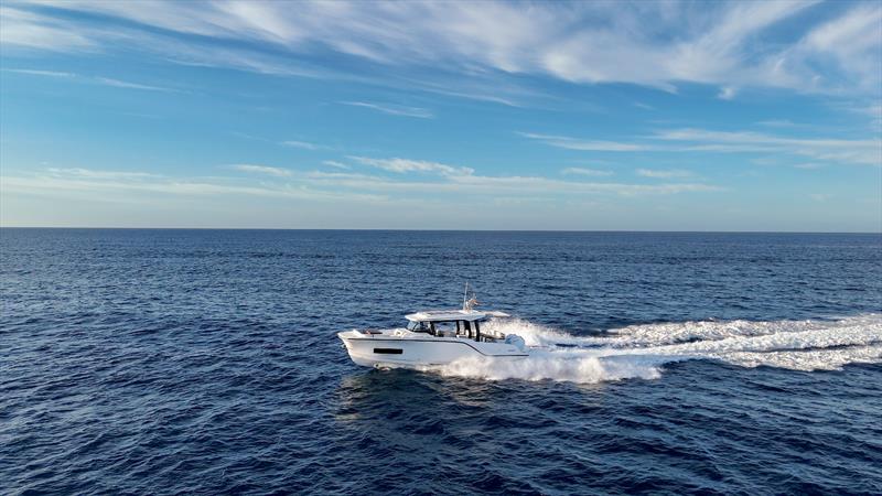 AIATA Wayfinder 38 Suntop version - photo © AIATA