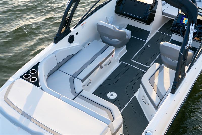 Bayliner V22 - photo © Bayliner Boats