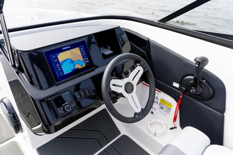 Bayliner V22 - photo © Bayliner Boats