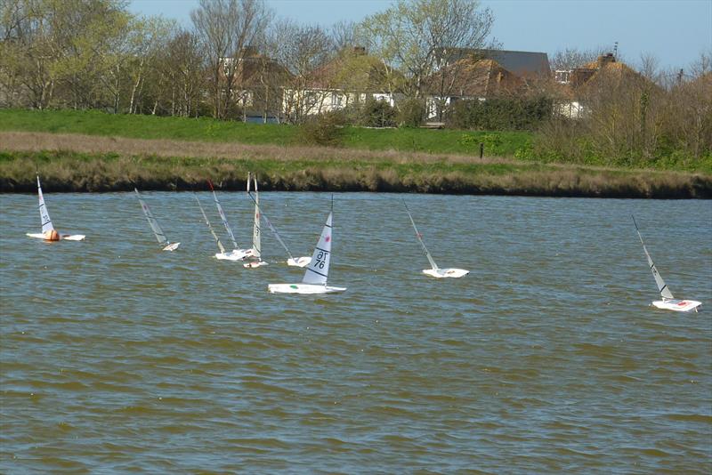 Medway RC Laser Club Winter Series week 10 - photo © Fiona Blair