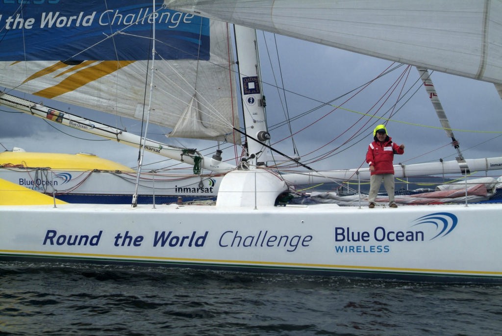 PPL PHOTO AGENCY - COPYRIGHT RESERVED
Hobart, Tasmania: 28/04/07. Tony Bullimore takes a final test sail aboard his 102ft catamaran 'Doha' in the Derwent River prior to commencing the Blue Ocean Wireless Round the World Challenge <a target=