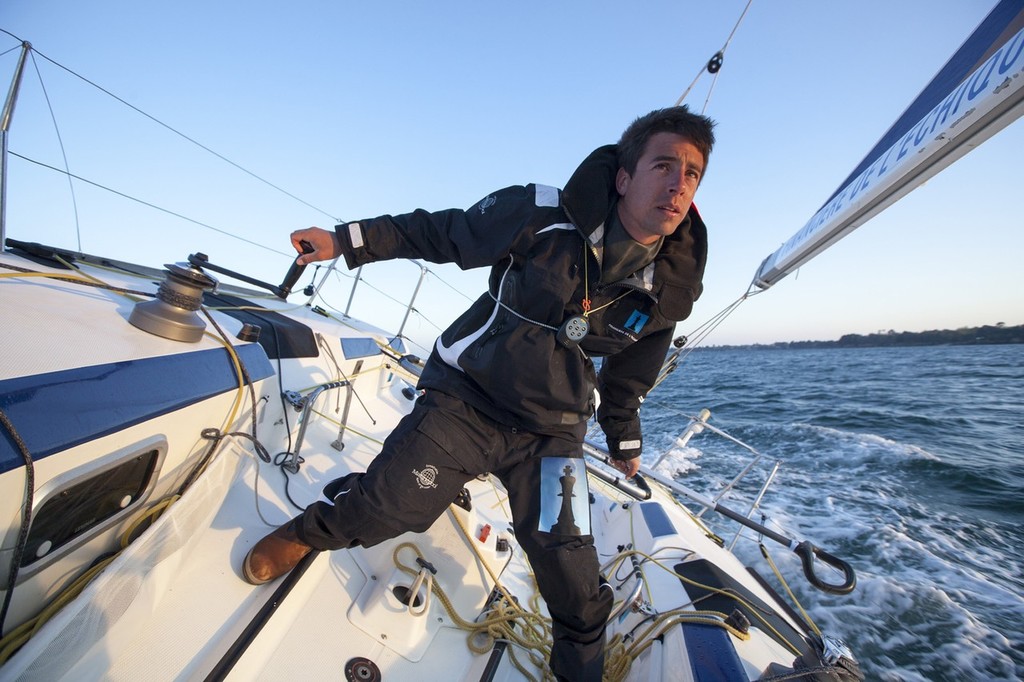 Thomas Normand en entrainement sur son Figaro Financière de l'Echiquier au large des Glenan le 06/04/2012 - La Solitaire du Figaro 2012 - photo © Alexis Courcoux
