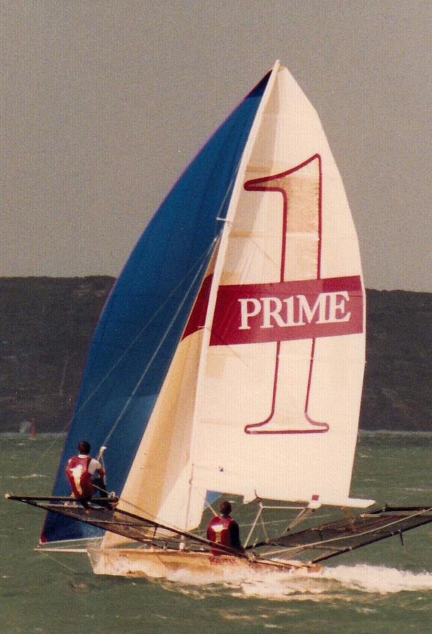 Two-handed Prime Computer Mk II photo copyright Bob Ross taken at Australian 18 Footers League and featuring the 18ft Skiff class