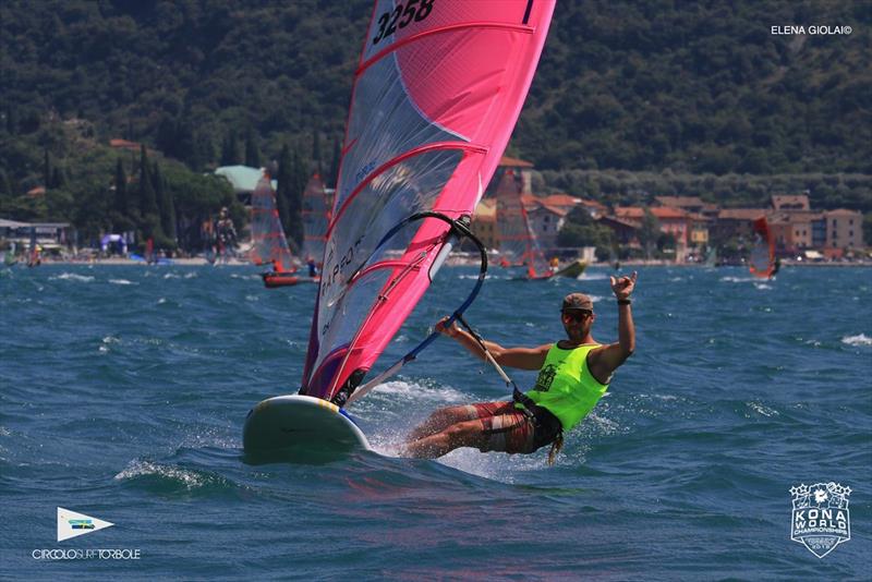Huig-Jan Tak II - 2019 Kona World Championships at Lake Garda - photo © Elena Giolai