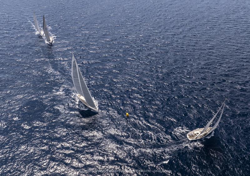 Rounding a mark on day 3 of the inaugural X-Yachts Spanish Gold Cup - photo © Oriold Esteve / www.photonautic.com